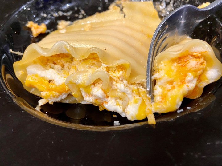 Buffalo Chicken Roll up